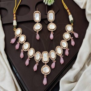 Kundan Design High Gold Polish Fancy Short Necklace Set
