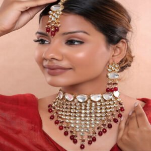 Kundan Stones Short Necklace Set