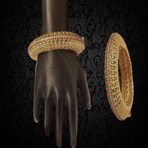 Rounded Mesh Medium Style Bangles