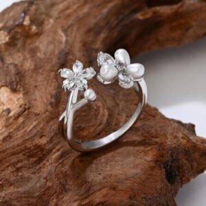 Elegant Pearl Stone Studded Fashion Ring